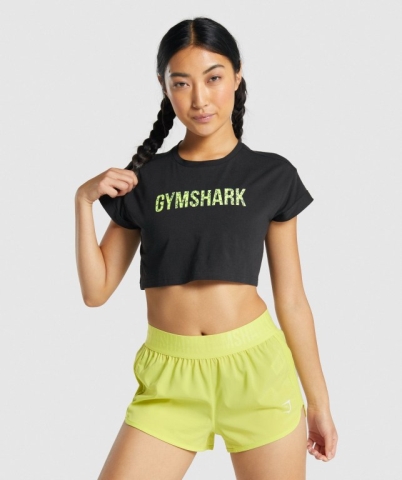 Gymshark Animal Graphic Infill Crop Women's T Shirts Black | UAE-39VGFC