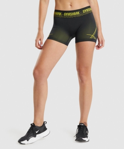 Gymshark Apex Seamless Low Rise Women's Shorts Black / Yellow | UAE-41WYXC