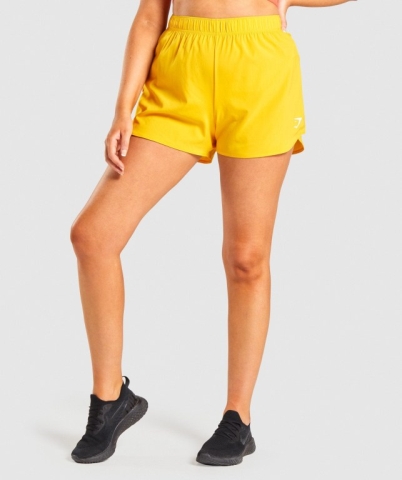 Gymshark Essential Loose Training Women's Shorts Yellow | UAE-19DKLX