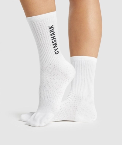 Gymshark Premium Logo Men's Socks White | UAE-72XFBI