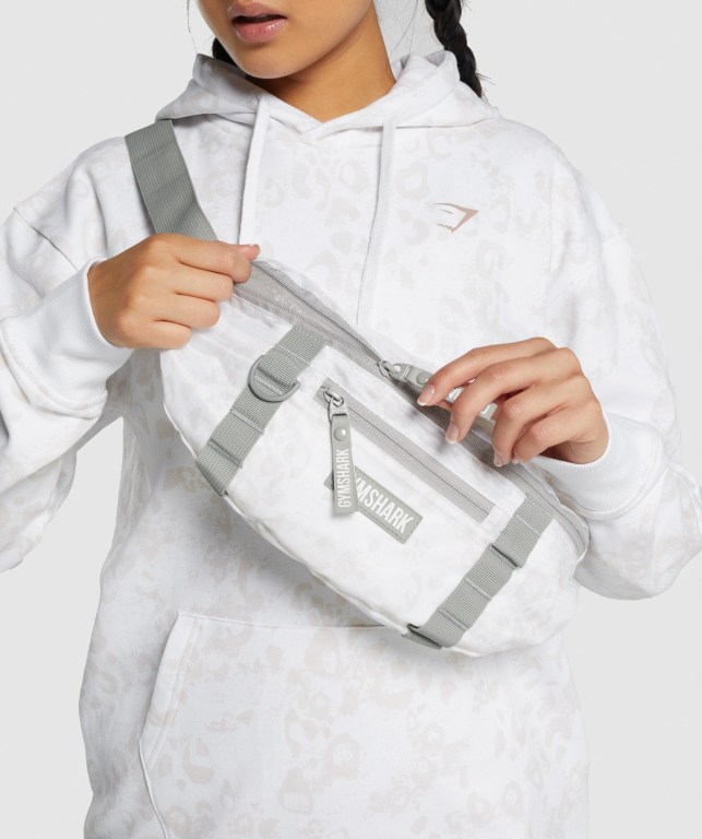 Gymshark Adapt Animal Sling Women\'s Bags & Backpacks White / Cream | UAE-41CNBQ