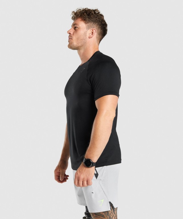 Gymshark Apex Contrast Seamless Men's T Shirts Black | UAE-67OMNP