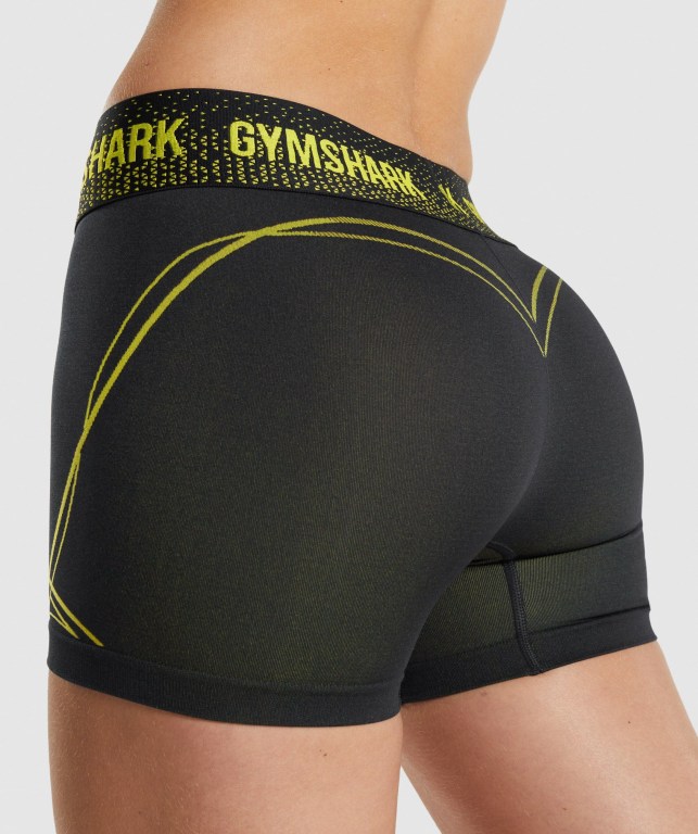 Gymshark Apex Seamless Low Rise Women's Shorts Black / Yellow | UAE-41WYXC