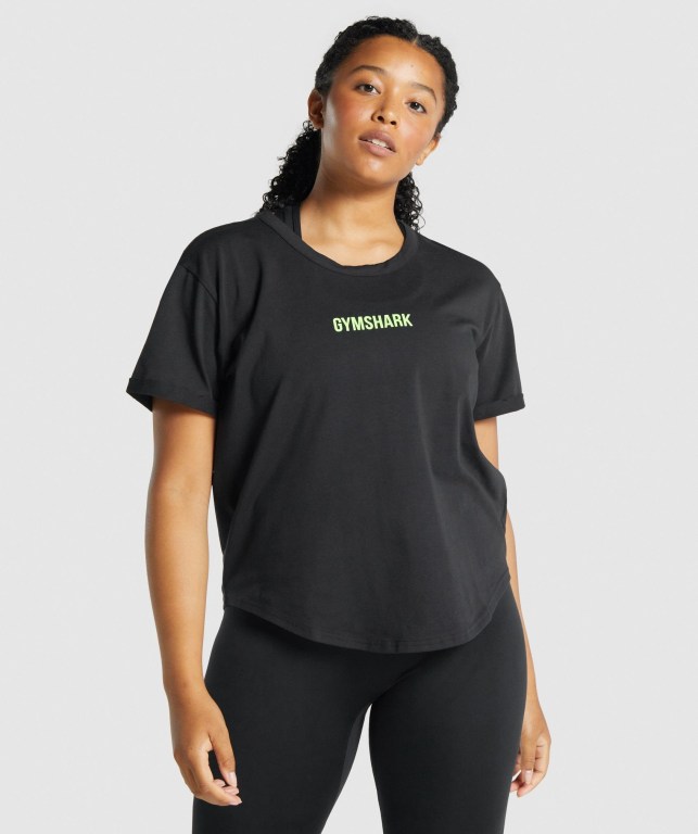 Gymshark Apollo Graphic Women\'s T Shirts Black | UAE-69XKWY