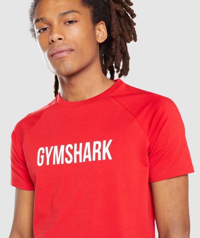 Gymshark Apollo Men's T Shirts Red | UAE-67MVLD