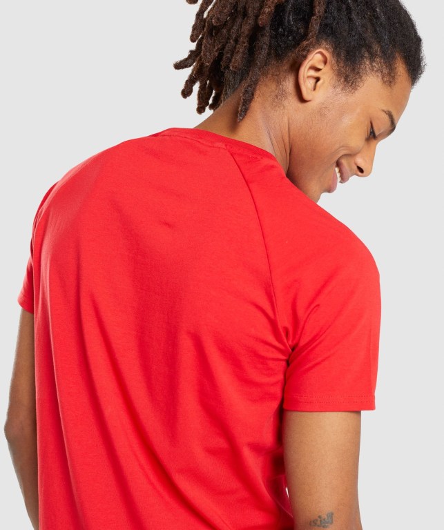 Gymshark Apollo Men's T Shirts Red | UAE-67MVLD