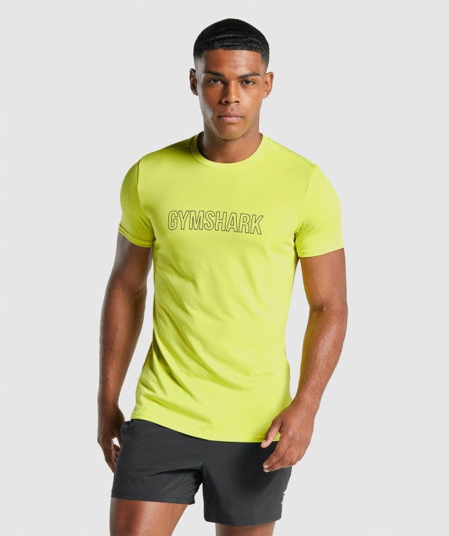 Gymshark Arrival Graphic Men\'s T Shirts Yellow | UAE-59HQXD