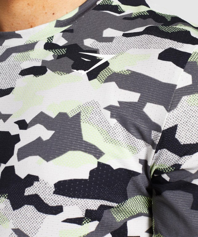 Gymshark Arrival Men's T Shirts Black / Green Camo | UAE-90DNGR