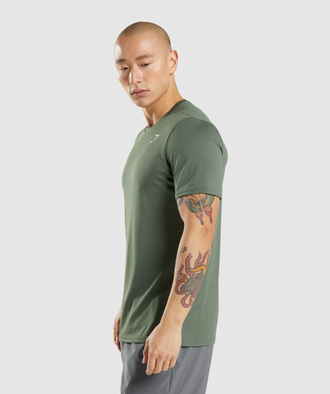 Gymshark Arrival Men's T Shirts Green | UAE-10RMHL