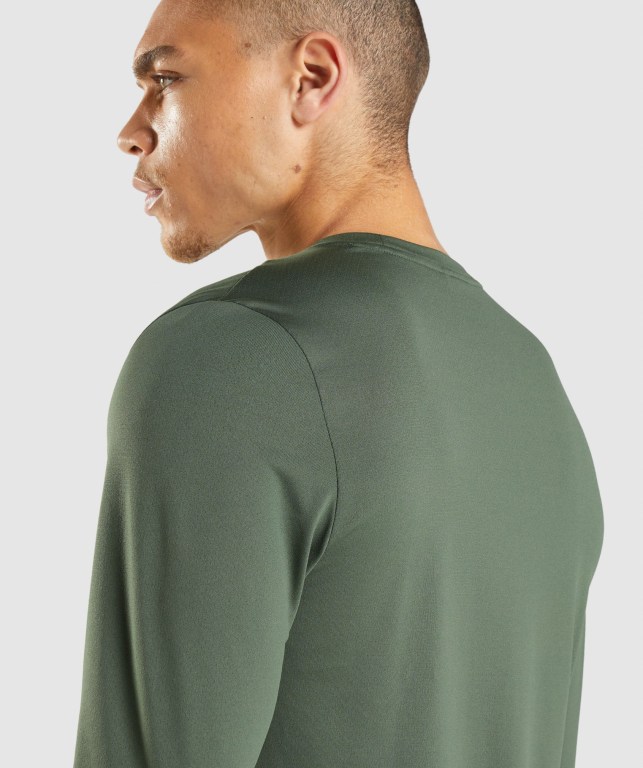 Gymshark Arrival Men's T Shirts Green | UAE-53LWSC