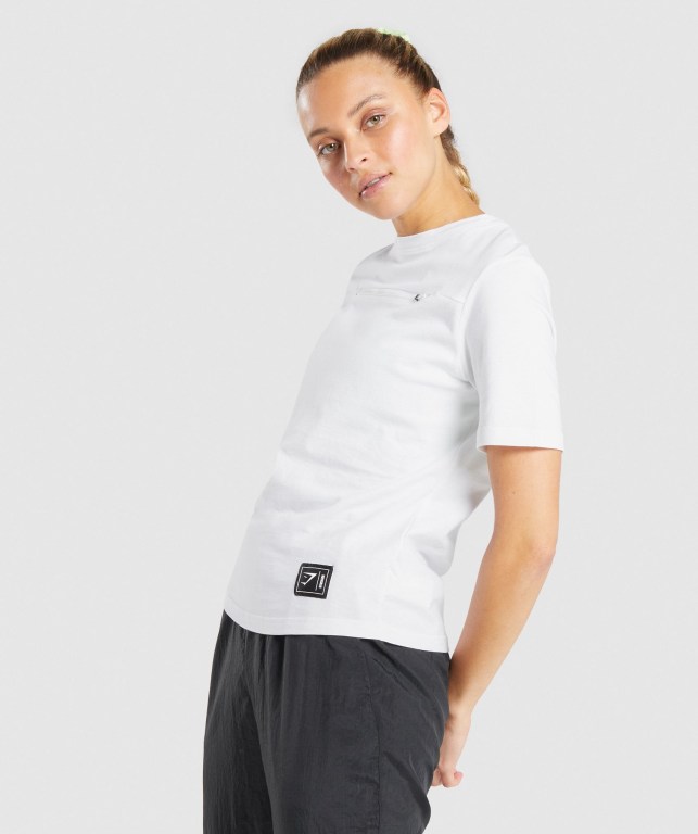 Gymshark CTY Women's T Shirts White | UAE-24WYQH