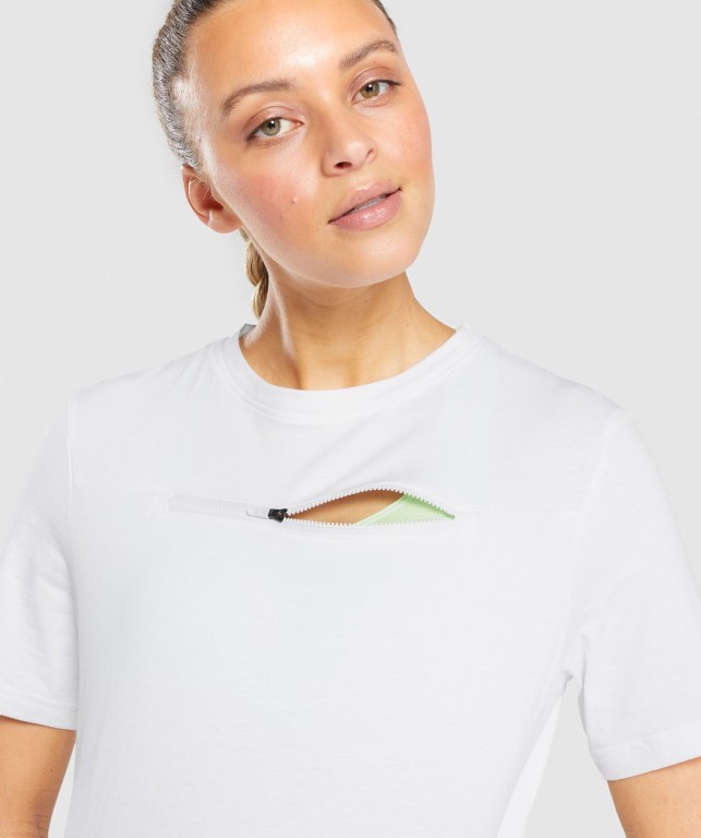 Gymshark CTY Women's T Shirts White | UAE-24WYQH