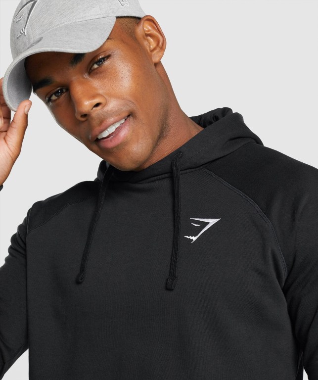 Gymshark Crest Men's Hoodies Black | UAE-34TDIO