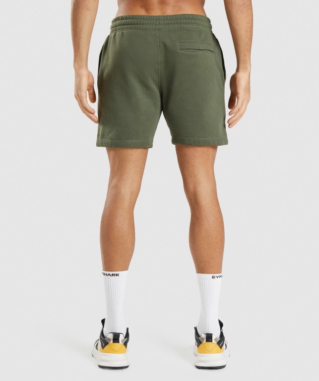 Gymshark Crest Men's Shorts Olive | UAE-35TVON