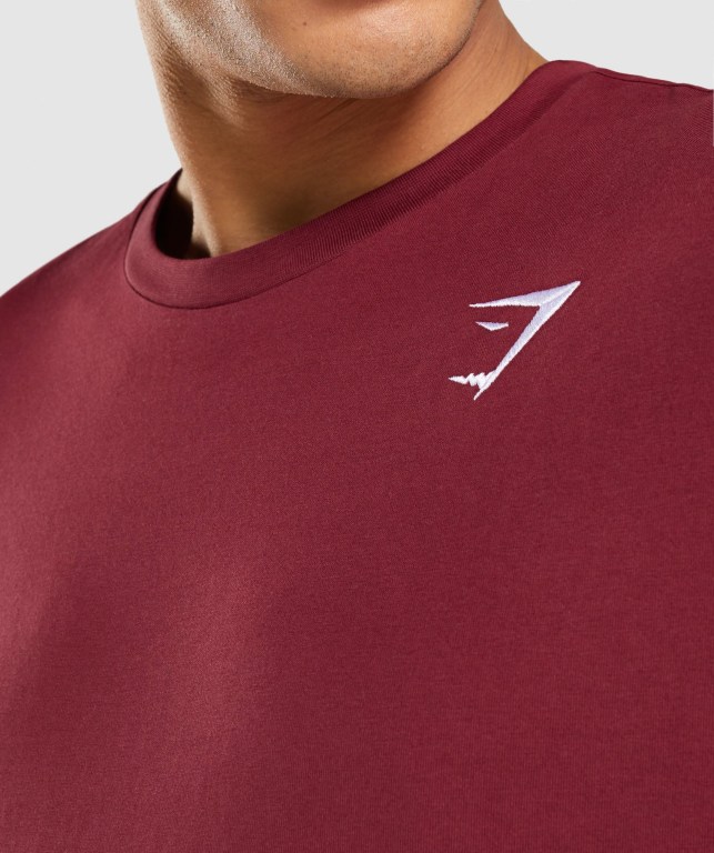 Gymshark Crest Men's T Shirts Burgundy Red | UAE-74JRMG