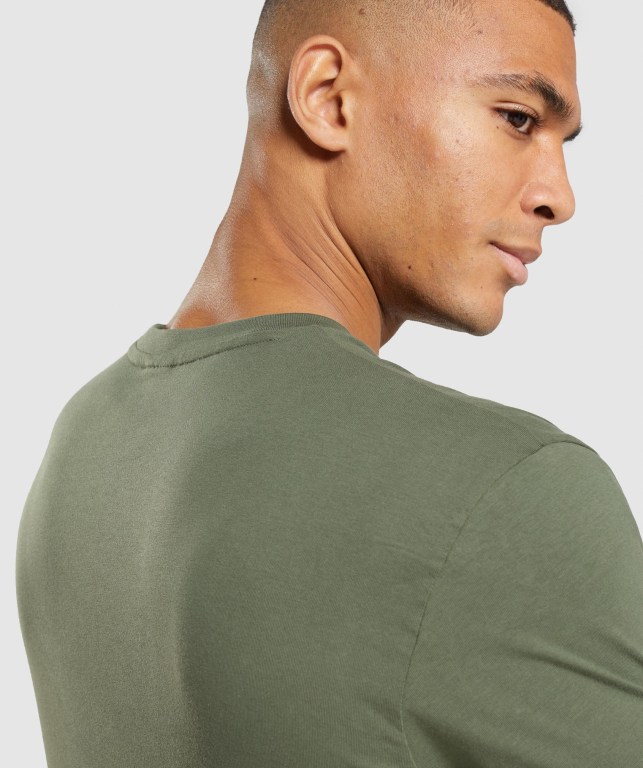 Gymshark Crest Men's T Shirts Olive | UAE-16GKLA