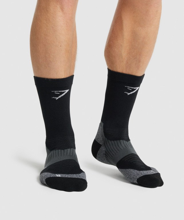 Gymshark Crew Performance Men\'s Socks Black | UAE-19UXWH