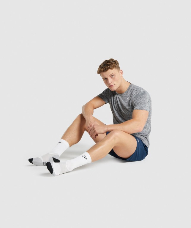 Gymshark Crew Performance Men's Socks White | UAE-21LBJT