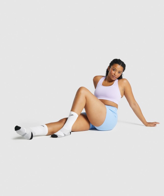 Gymshark Crew Performance Women's Socks White | UAE-94CNXU