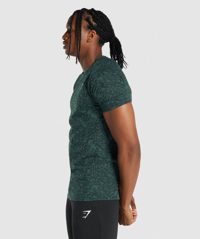 Gymshark Critical 2.0 Men's T Shirts Dark Green | UAE-90PHWA