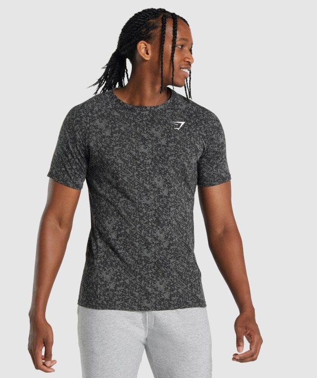 Gymshark Critical 2.0 Men\'s T Shirts Grey | UAE-31ICYF