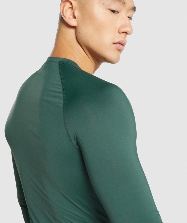 Gymshark Element Baselayer Men's T Shirts Dark Green | UAE-96RJQN