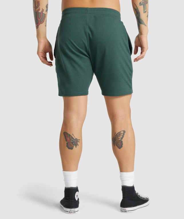 Gymshark Essential 7” Men's Shorts Dark Green | UAE-14HPND