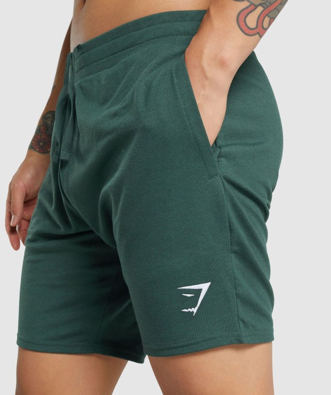 Gymshark Essential 7” Men's Shorts Dark Green | UAE-14HPND