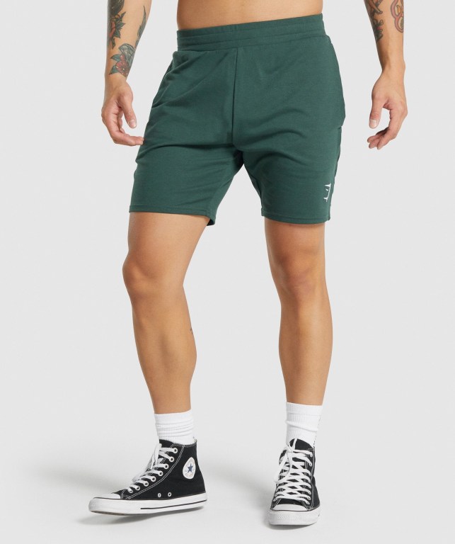 Gymshark Essential 7” Men\'s Shorts Dark Green | UAE-14HPND