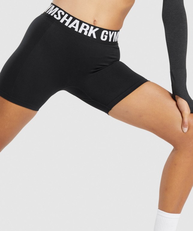 Gymshark Flex Women's Shorts Black | UAE-56LADM