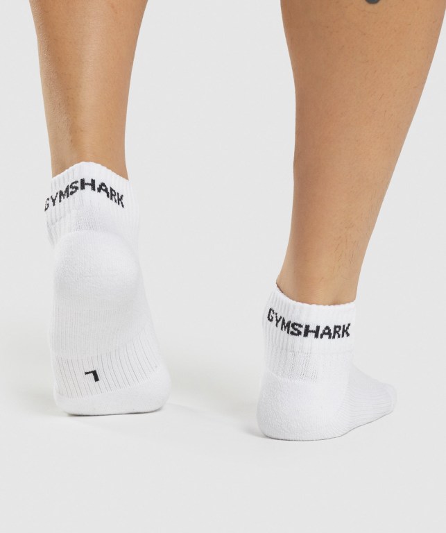 Gymshark Jacquard Quarter 3pk Men's Socks White | UAE-50GDAO