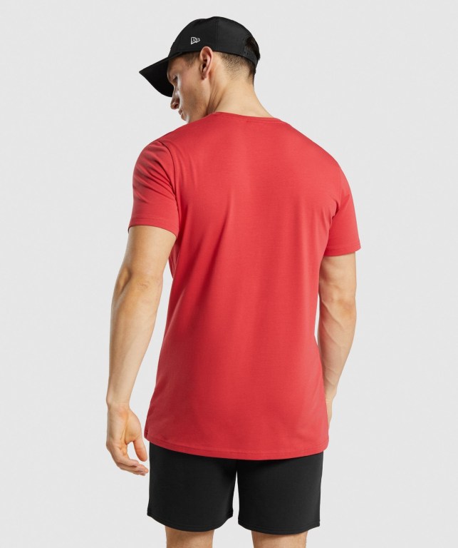 Gymshark Legacy Men's T Shirts Red | UAE-51SFMZ