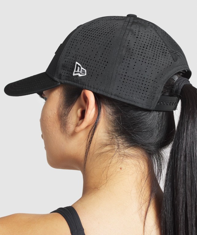 Gymshark New Era GS 9Forty Mesh Snapback Women's Headwear Black | UAE-36PWZL