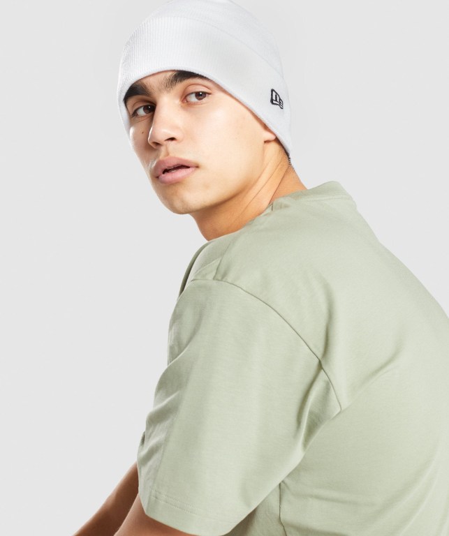 Gymshark New Era Sharkhead Cuff Knit Men\'s Headwear White | UAE-32ASNW