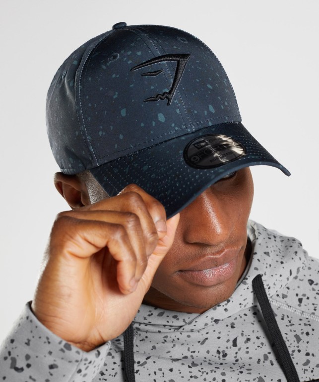 Gymshark New Era Universe Print Men's Headwear Navy / White | UAE-06VACM