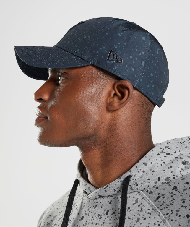 Gymshark New Era Universe Print Men\'s Headwear Navy / White | UAE-06VACM