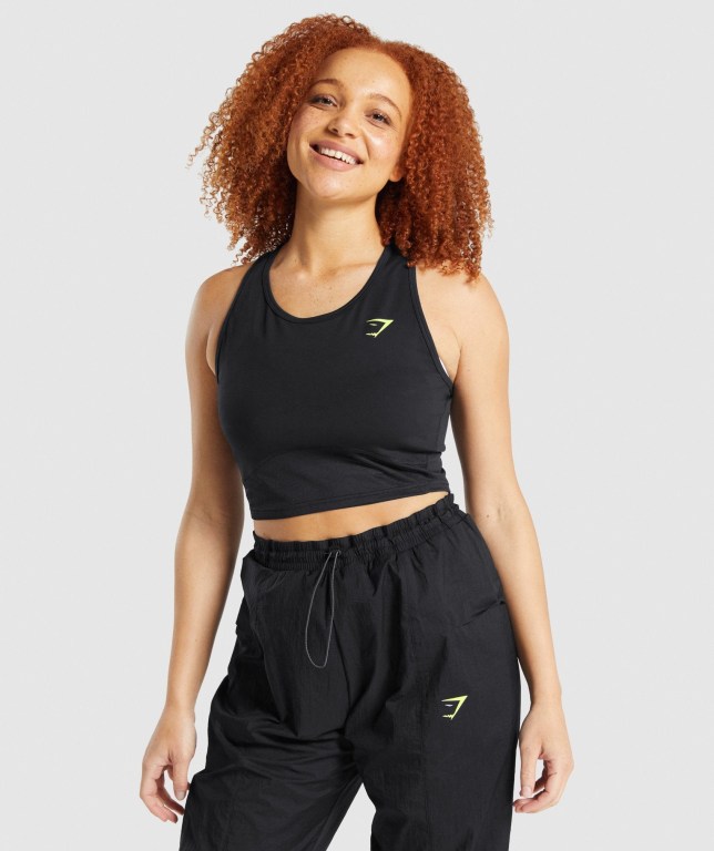 Gymshark Pulse Crop Women\'s Tank Tops Black | UAE-30OQXG