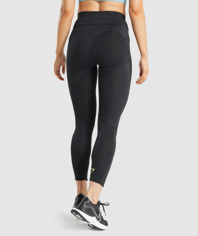 Gymshark Pulse High Waisted Women's Leggings Black | UAE-74THPD