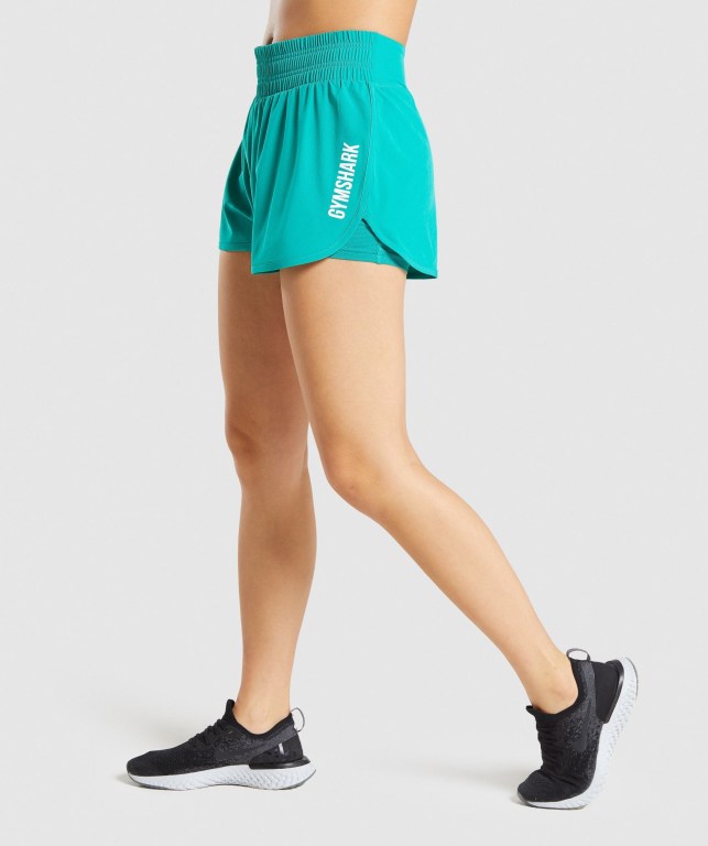 Gymshark Pulse Mid Rise Women's Shorts Green | UAE-62LBGJ