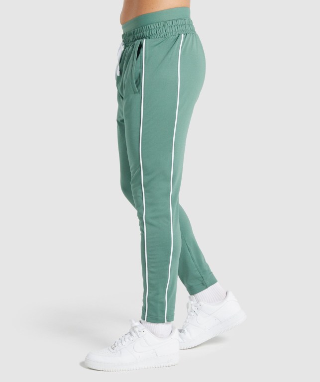 Gymshark Recess Men's Joggers Green | UAE-36TCXL