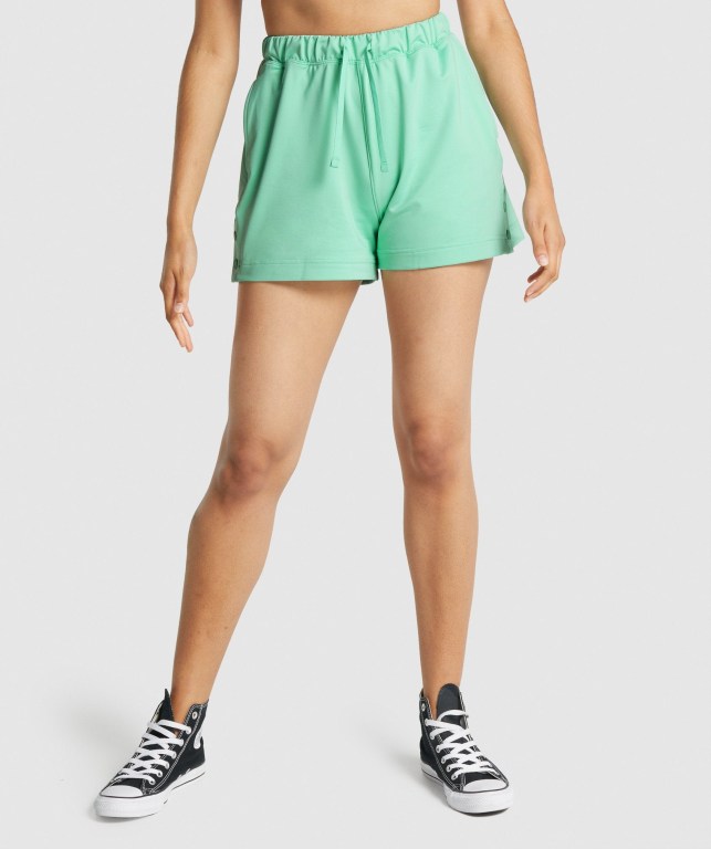 Gymshark Recess Women\'s Shorts Light Green | UAE-72REZP