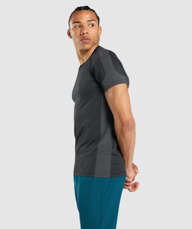 Gymshark Regulate Training Men's T Shirts Black | UAE-32ULQM