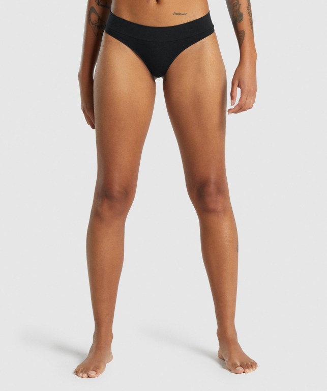 Gymshark Seamless Low Rise Thong Women\'s Underwear Black | UAE-92WQFE