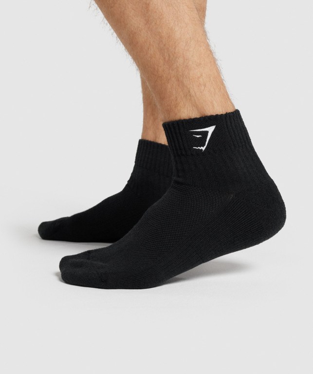 Gymshark Sharkhead Embroidered Quarter 2pk Men's Socks Black | UAE-85XZVQ