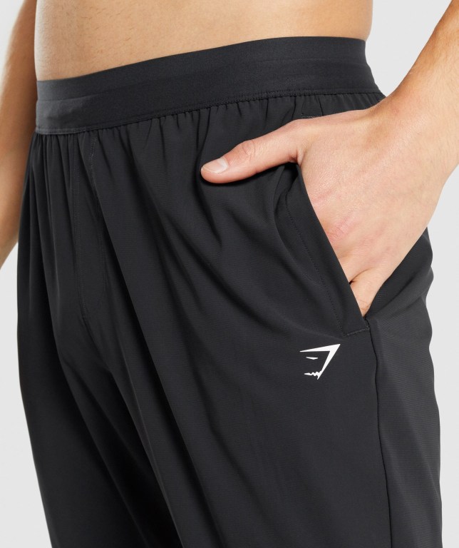 Gymshark Studio Men's Joggers Black | UAE-25KELH