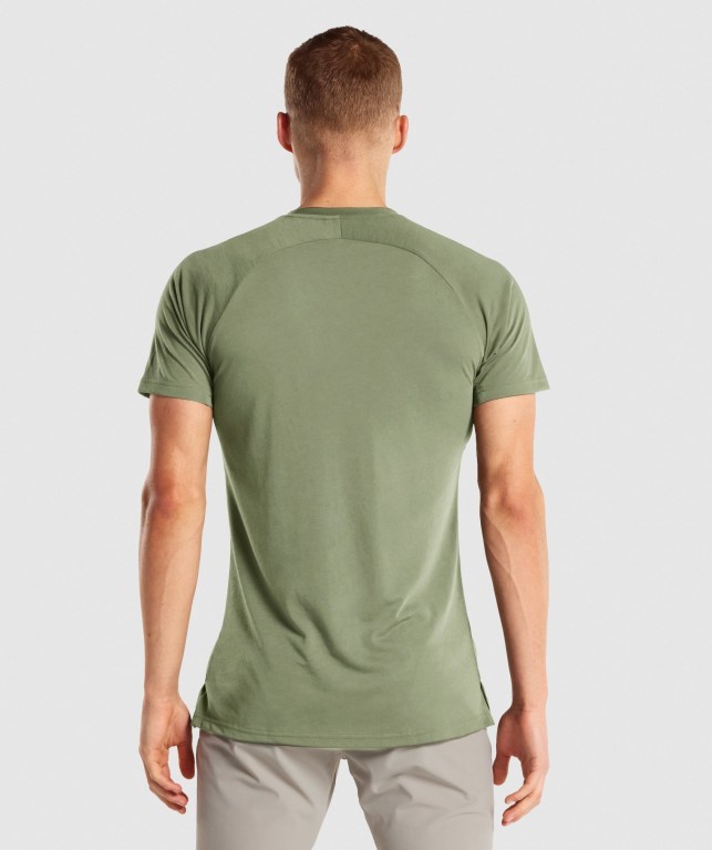 Gymshark Studio Men's T Shirts Green | UAE-12EDYR