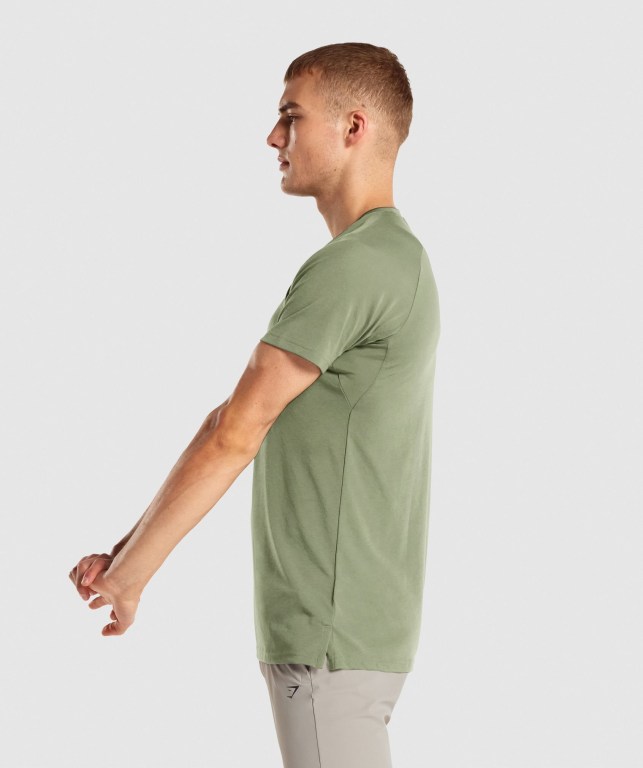 Gymshark Studio Men's T Shirts Green | UAE-12EDYR