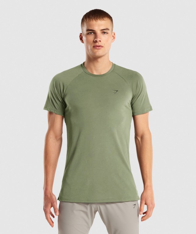 Gymshark Studio Men\'s T Shirts Green | UAE-12EDYR