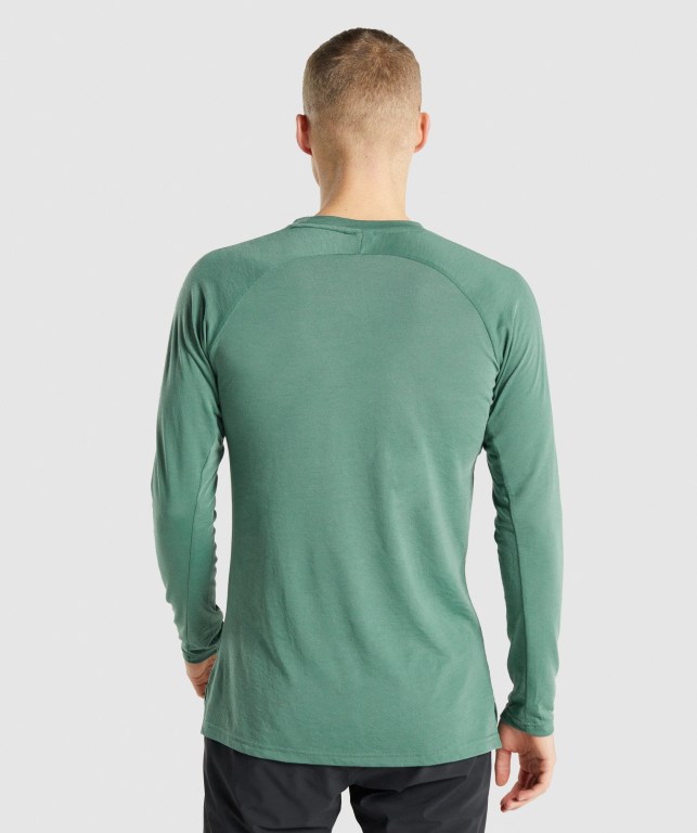 Gymshark Studio Men's T Shirts Green | UAE-40SANG