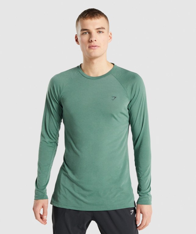 Gymshark Studio Men\'s T Shirts Green | UAE-40SANG